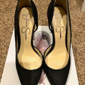 Jessica Simpson(open to offers)